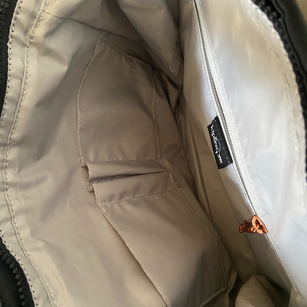 Black Kipling Women's Shoulder Bag with crossbody strap - Picture 4 of 5